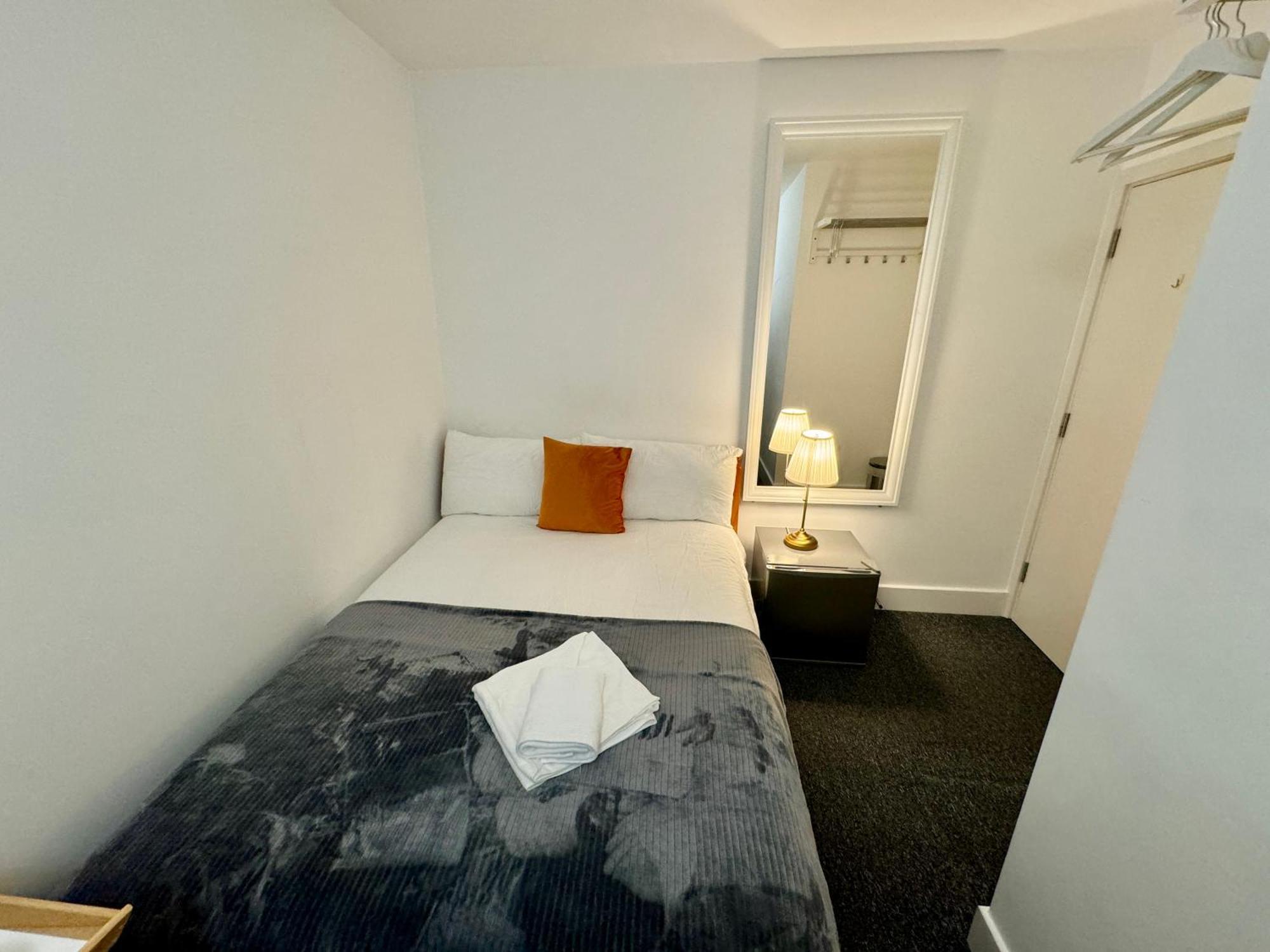 Cosmopolitan Comfort Private Bedrooms In Euston 106 London Luaran gambar