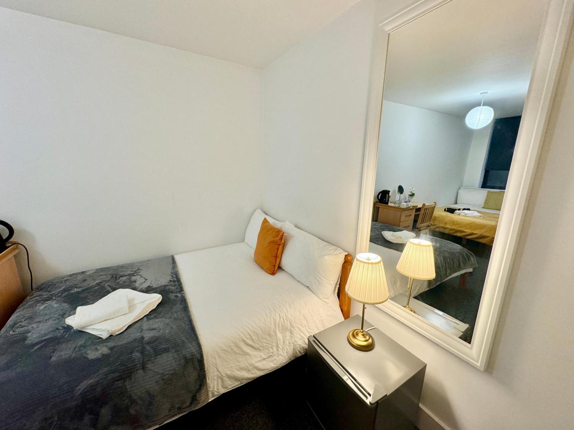 Cosmopolitan Comfort Private Bedrooms In Euston 106 London Luaran gambar