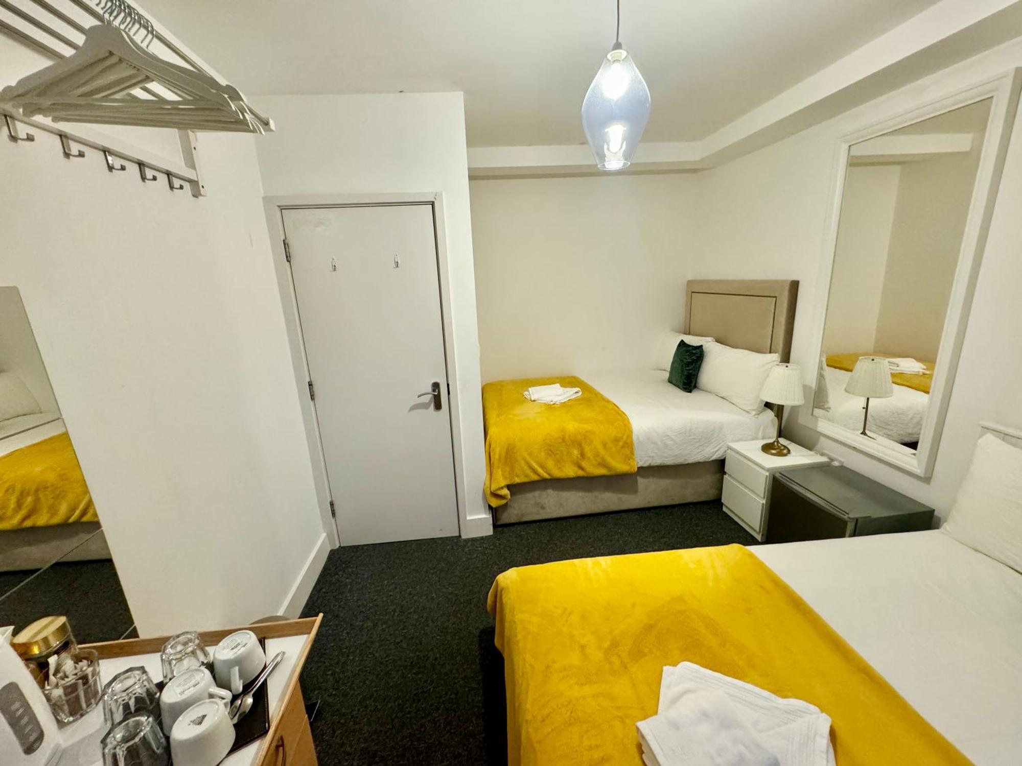 Cosmopolitan Comfort Private Bedrooms In Euston 106 London Luaran gambar