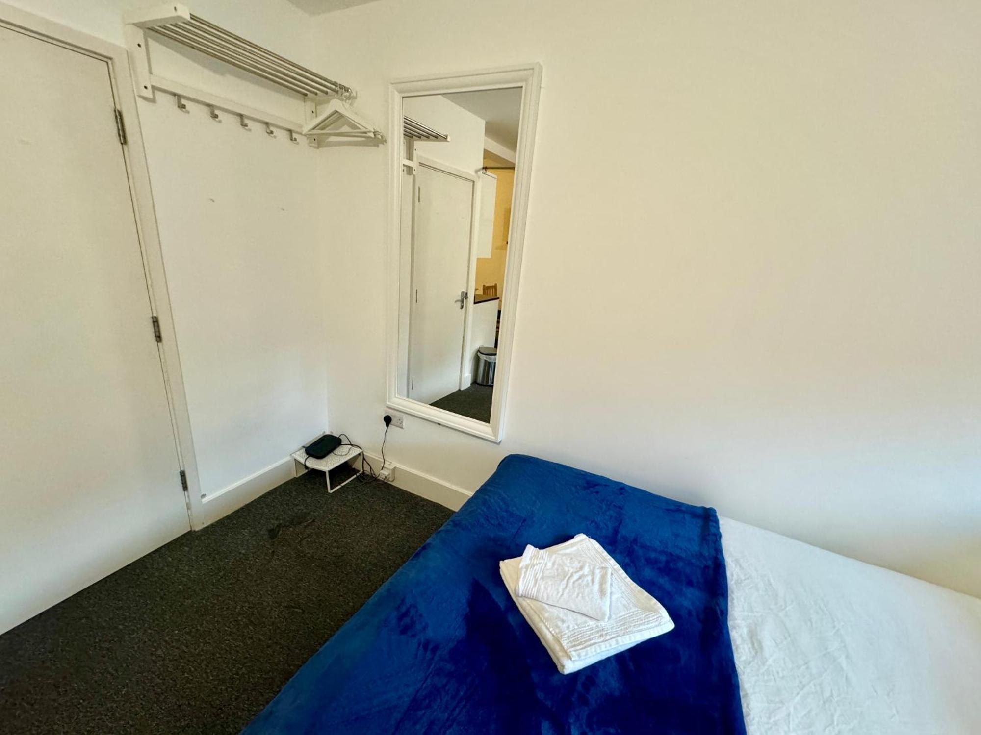 Cosmopolitan Comfort Private Bedrooms In Euston 106 London Luaran gambar
